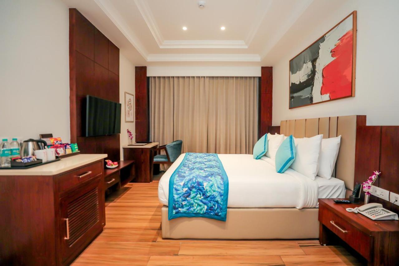 Regenta Place Phagwara By Royal Orchid Hotels Limited Esterno foto