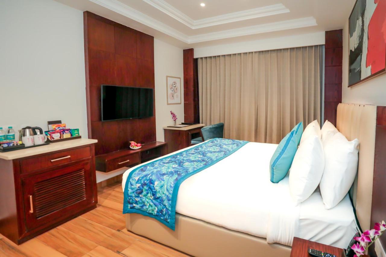 Regenta Place Phagwara By Royal Orchid Hotels Limited Esterno foto