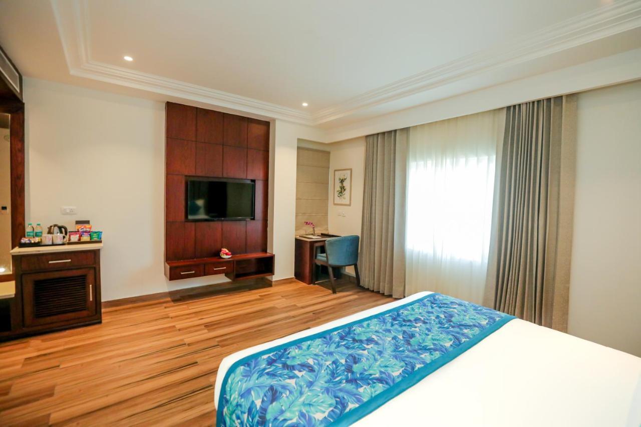 Regenta Place Phagwara By Royal Orchid Hotels Limited Esterno foto